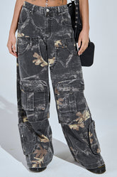 DOWN AND DIRTY CARGO CAMO PANT
