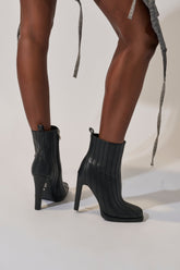 AZALEA WANG AMHERST BLACK PU BOOTIE