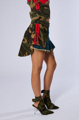 BUT YOU STILL SEE ME SKIRT BELT