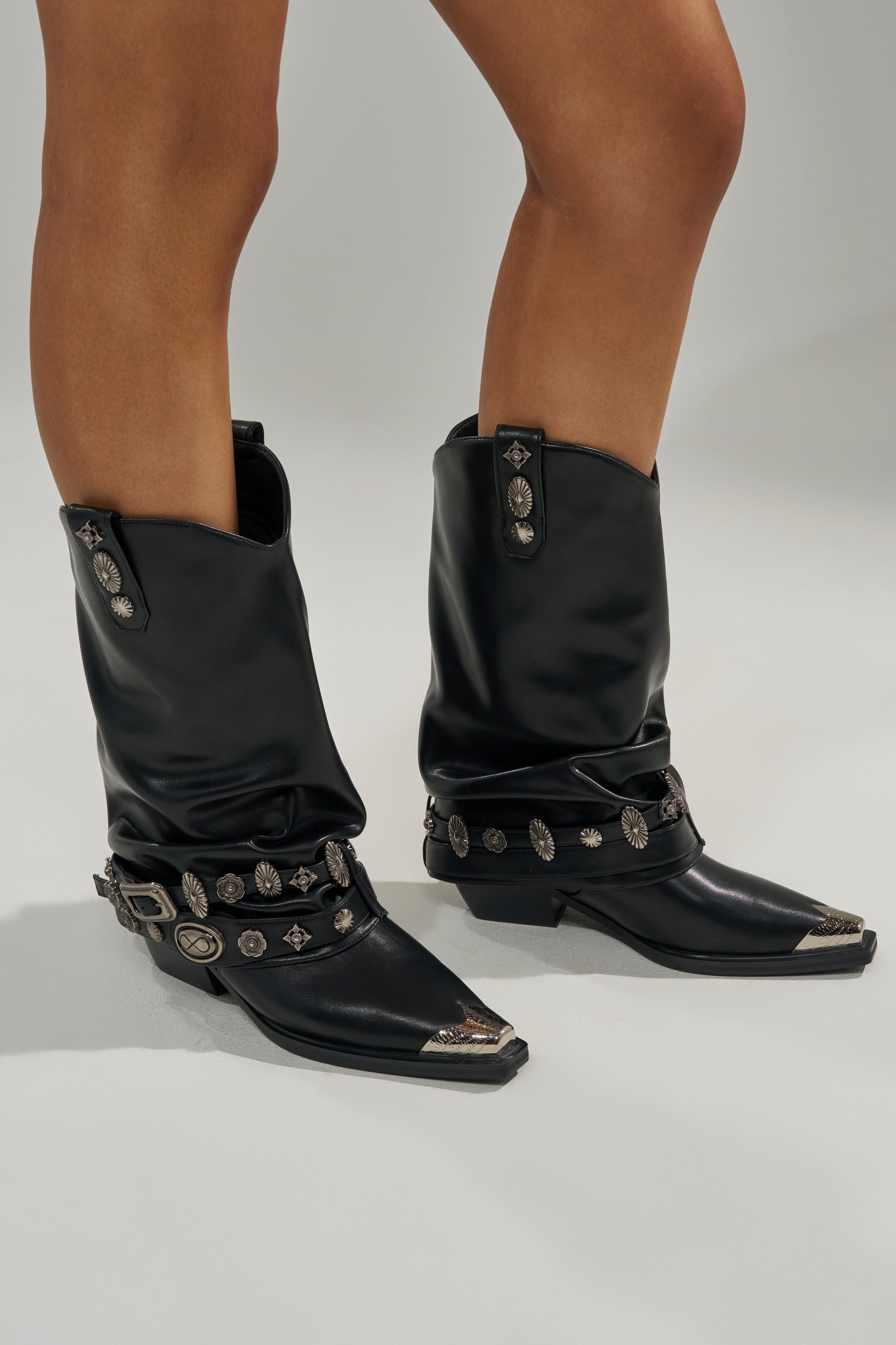 AZALEA WANG ASHRAF BLACK PU SILVER HARDWARE WESTERN BOOTIE