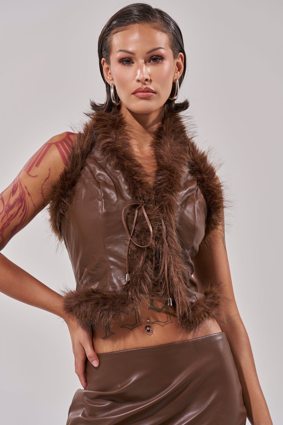 CANT MISS ME FAUX LEATHER FUR CORSET