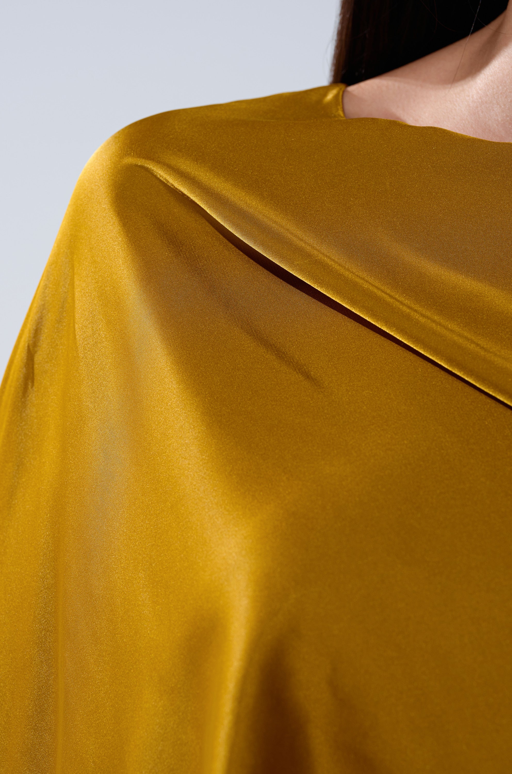 COCKTAIL HOUR BLOUSE IN MUSTARD