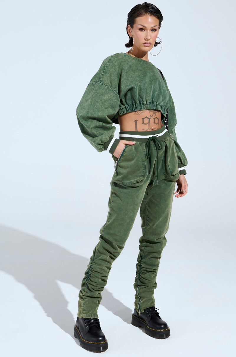 DUSTIN CROPPED CREW