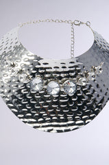 CANT BREAK ME TEXTURED METAL NECKLACE