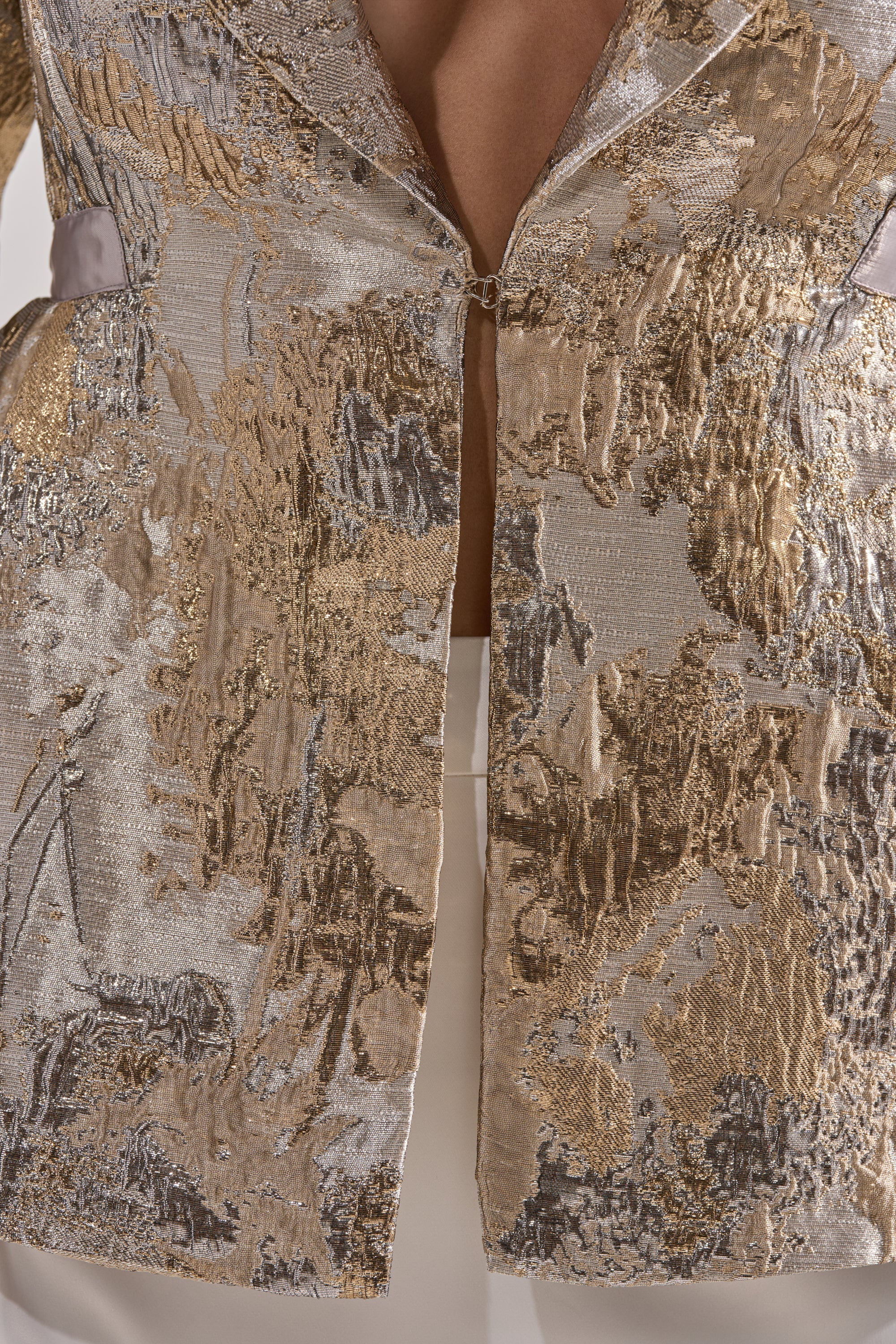 CANARY PEPLUM BLAZER IN CHAMPAGNE