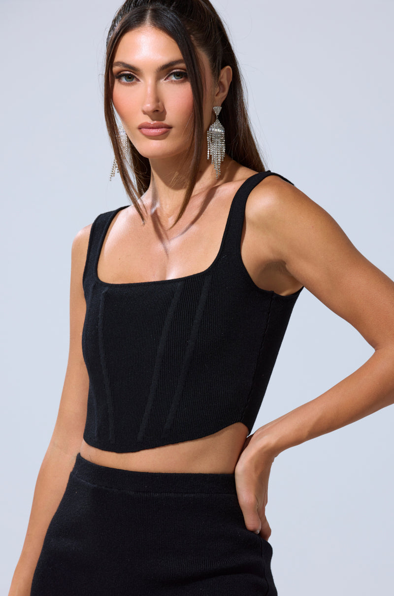 BIG MOOD FITTED CORSET IN BLACK