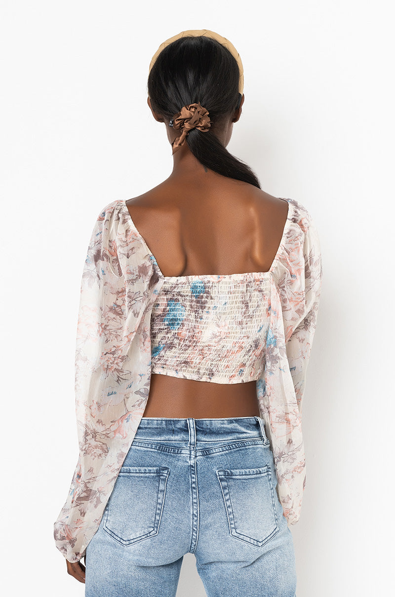 ASTER FLORAL RUCHED CROP BLOUSE