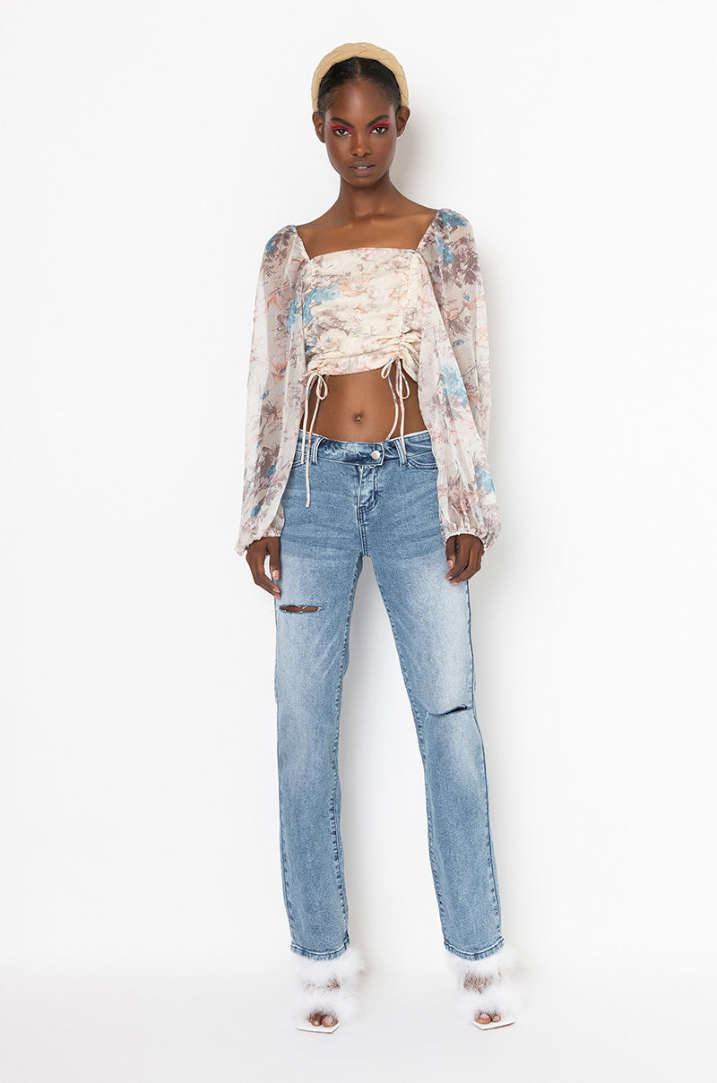 ASTER FLORAL RUCHED CROP BLOUSE