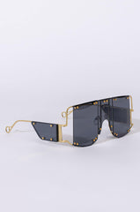 ATL OVERSIZED SUNNIES