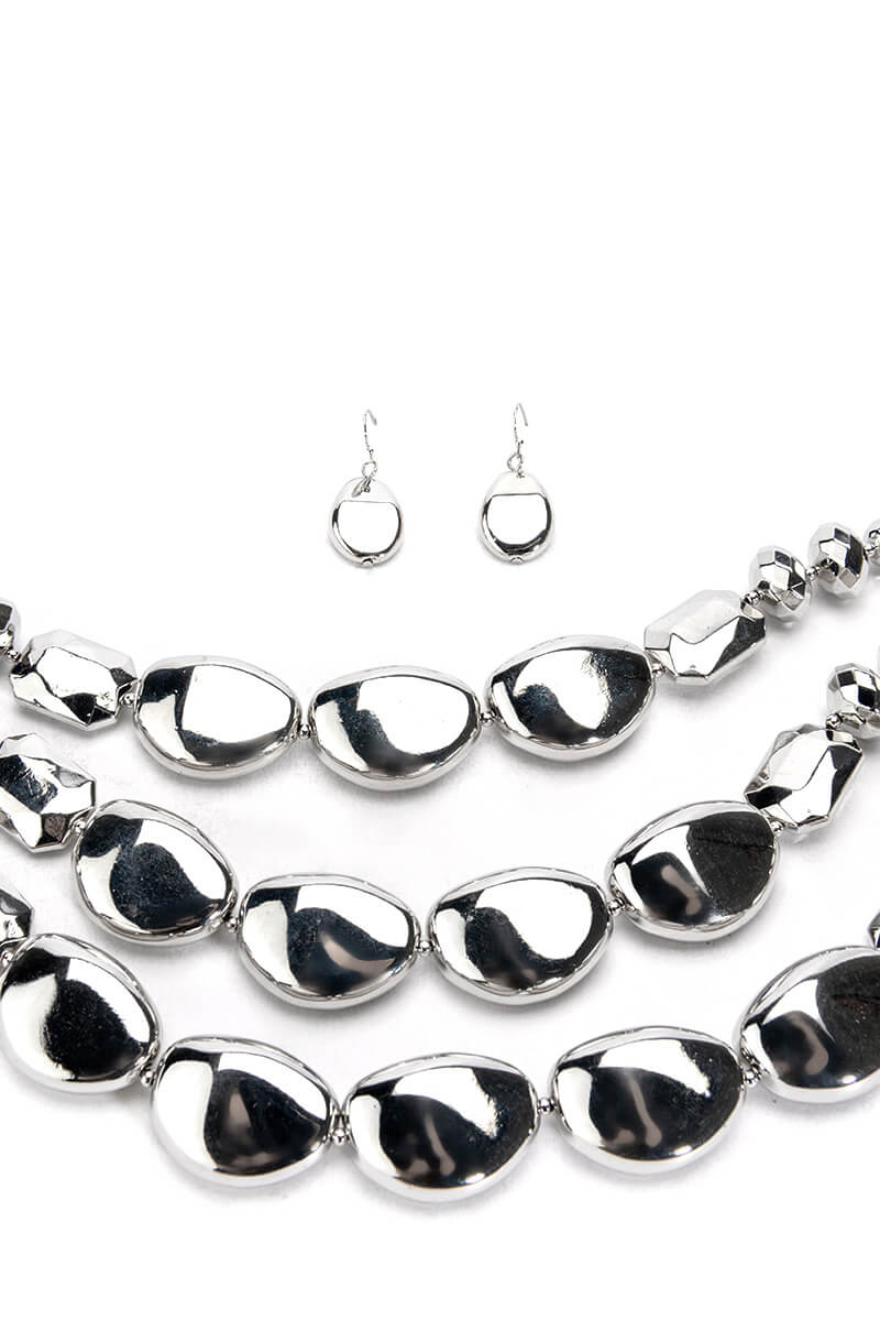 AU NATURALE LAYERED NECKLACE