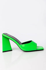 AZALEA WANG WORK FOR IT CHUNKY SANDAL IN GREEN