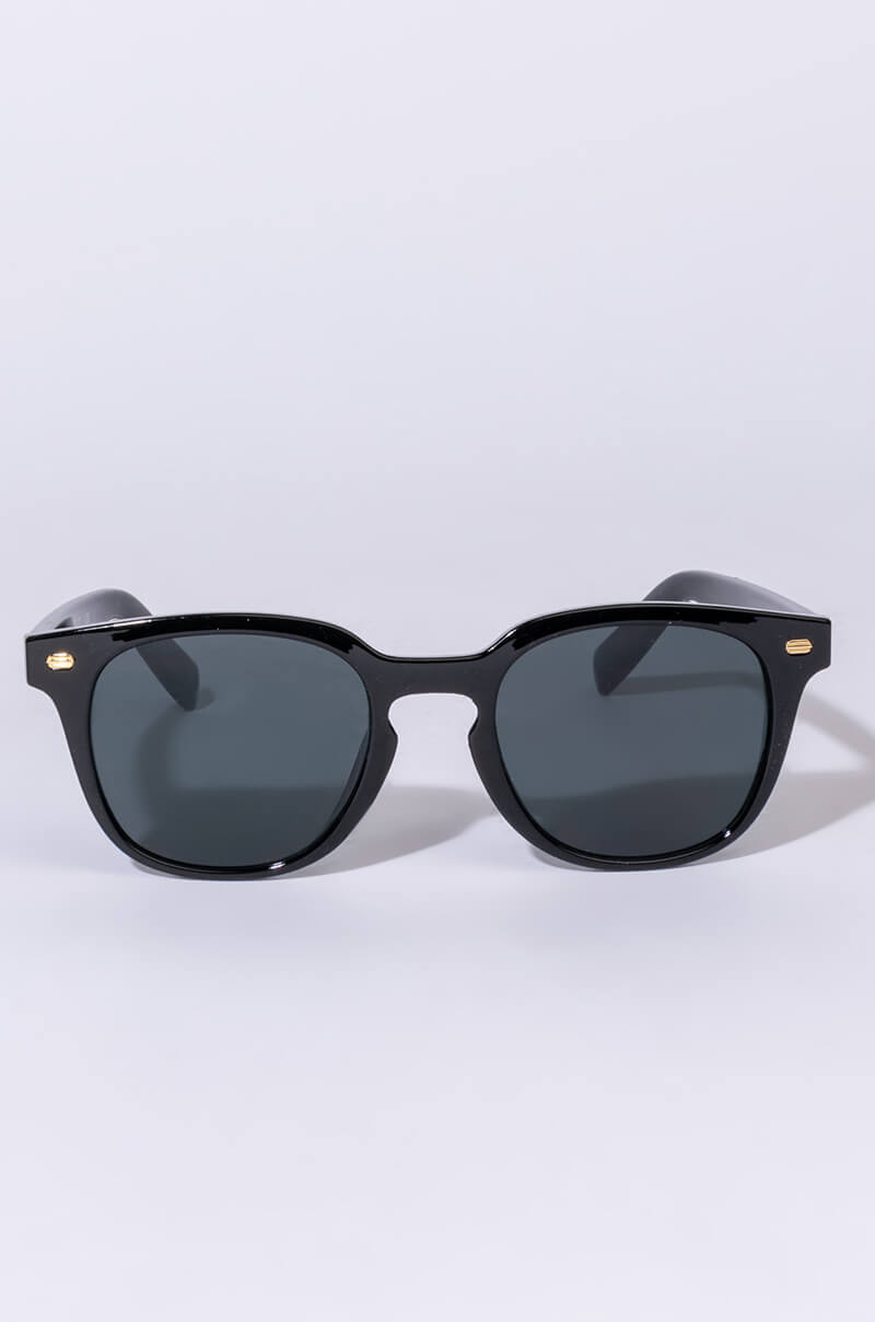 BACK TO BASICS WAYFARERS
