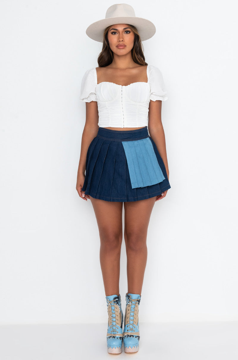 BACK TO COLLEGE PLEATED MINI SKIRT