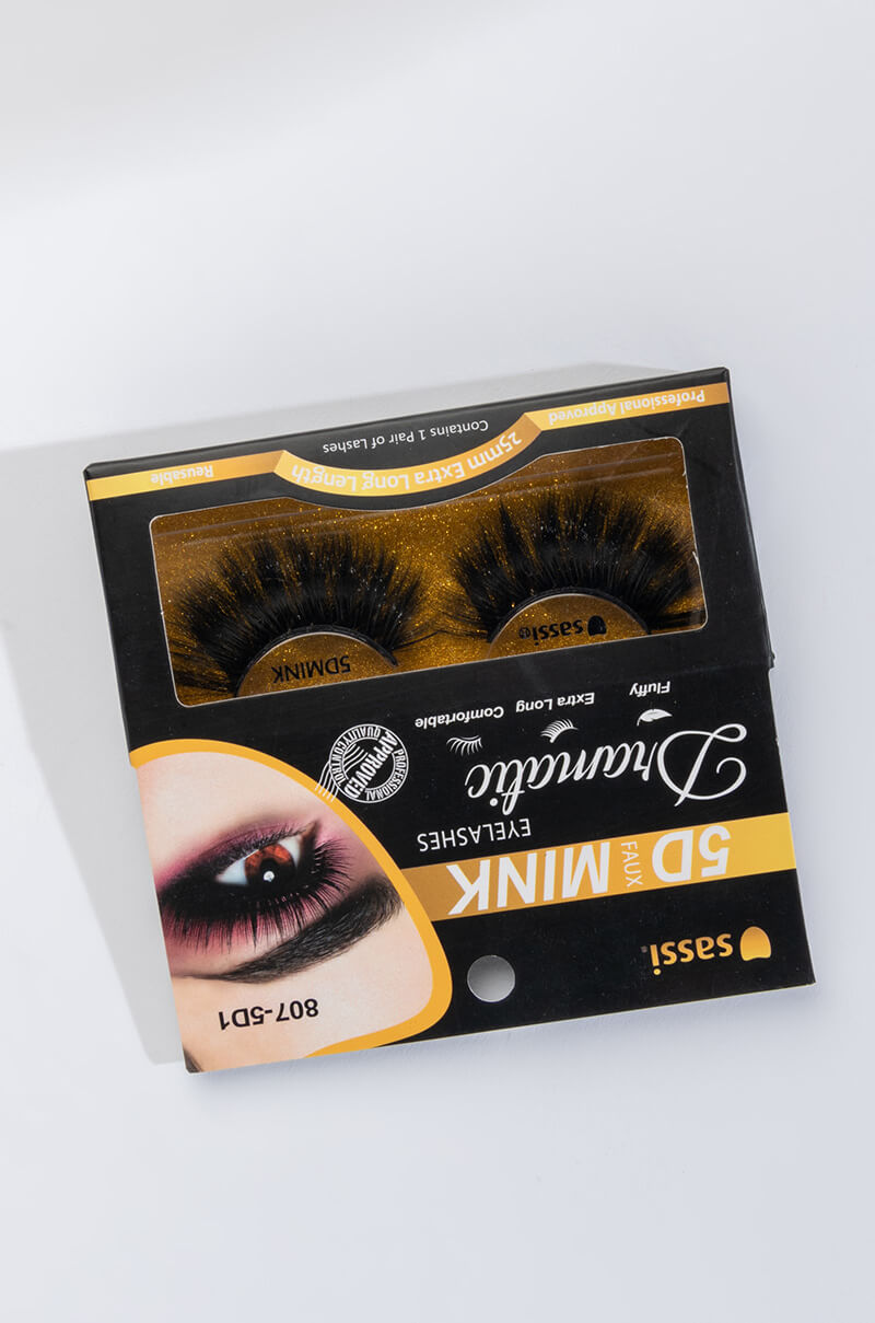 BAD BISH 5D DRAMATIC EYELASHES