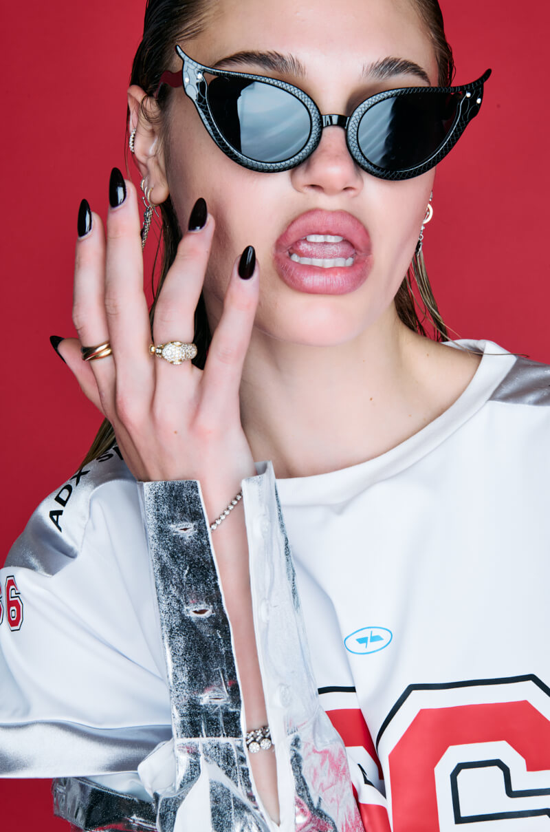 BELONG ON THE COVER SUNGLASSES