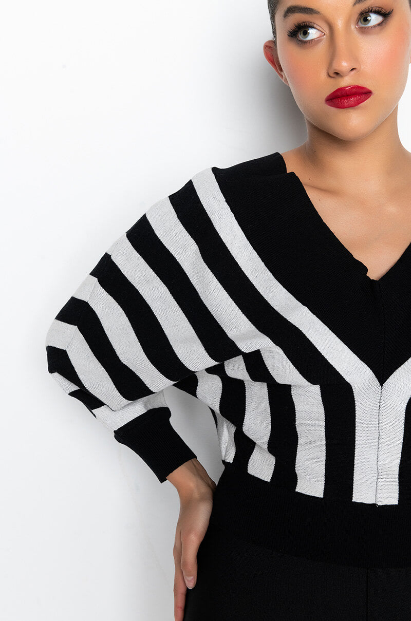 BIANCA V NECK DOLMAN SLEEVE SWEATER