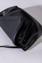 BIRDY BEAK FLAP BLACK PURSE