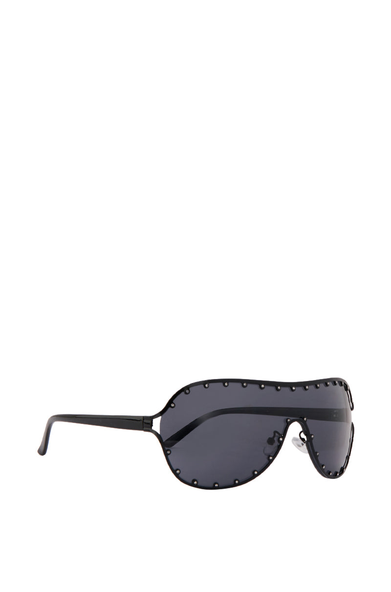 BLING IT ON SUNGLASSES
