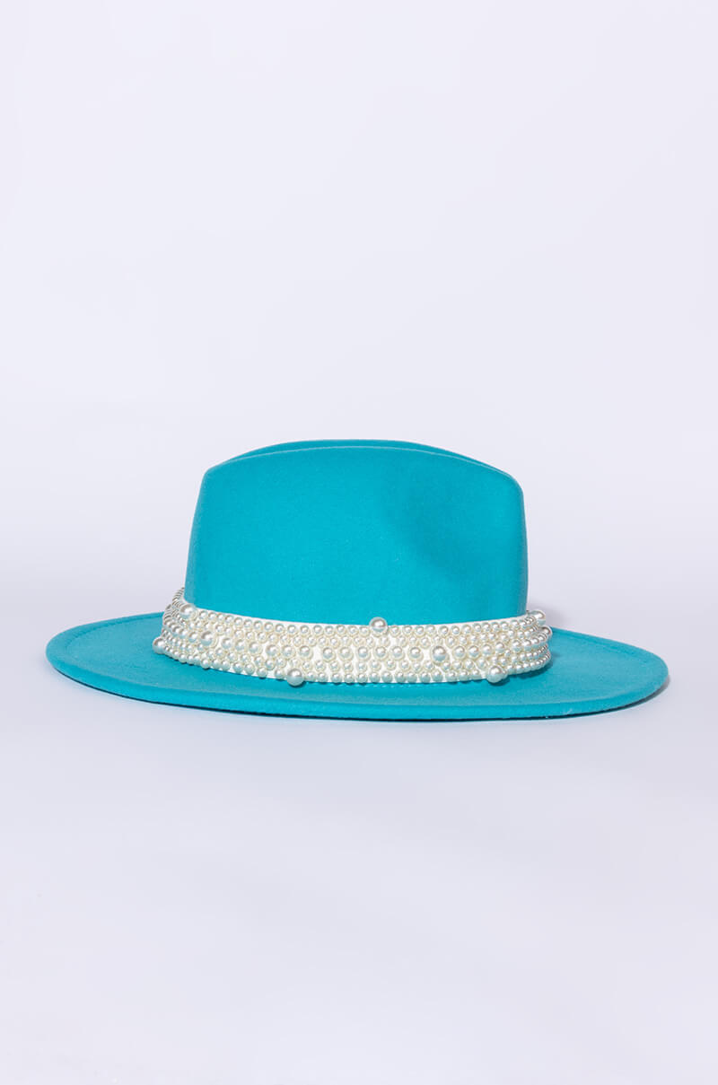 BLUE OVER BABY PINK UNDER PEARL BAND BRIM HAT