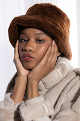 BROWN BEAR FLUFFLY BUCKET HAT