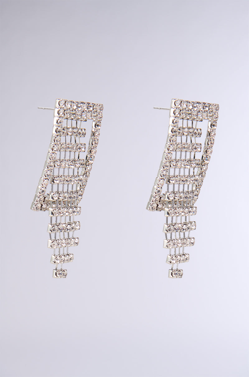 BUCKLE UP EARRING