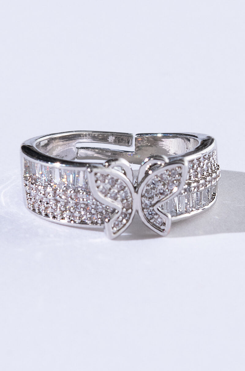 BUTTERFLY BAND RING