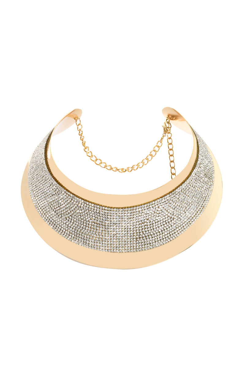 CALL ME QUEEN NECKLACE