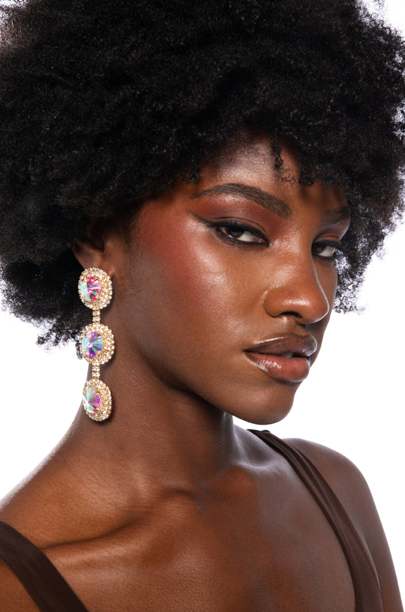CLASSY BABE EARRING
