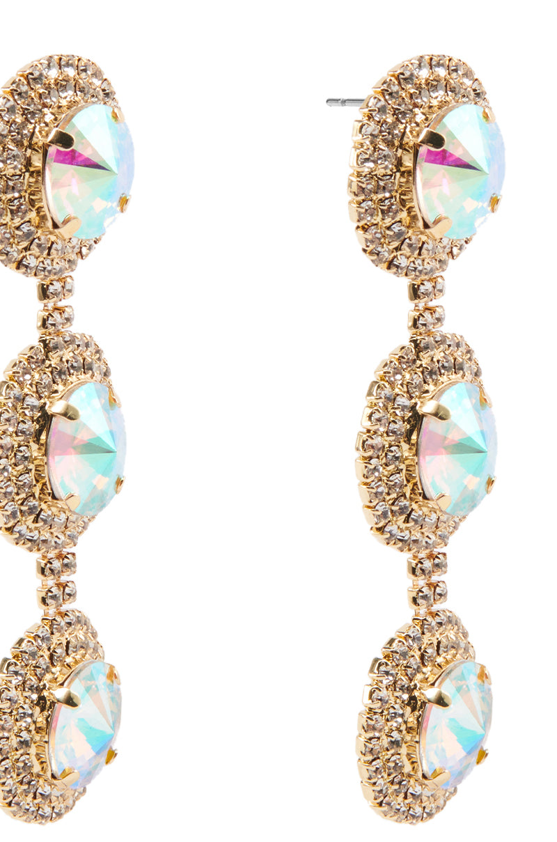 CLASSY BABE EARRING