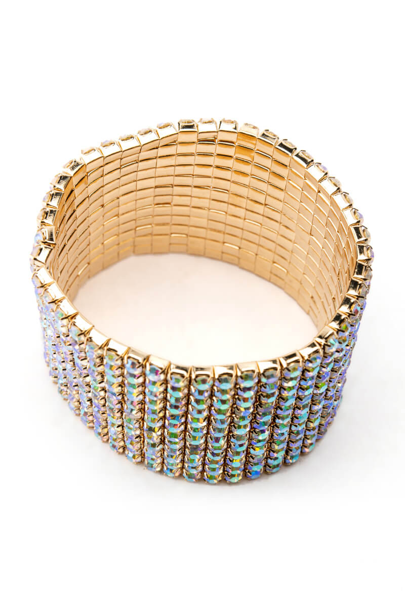 CHAMPION 12 LINE STRETCH BRACELET
