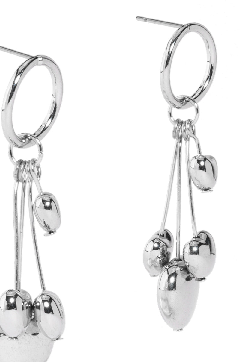 DANGLE HEARTS EARRING
