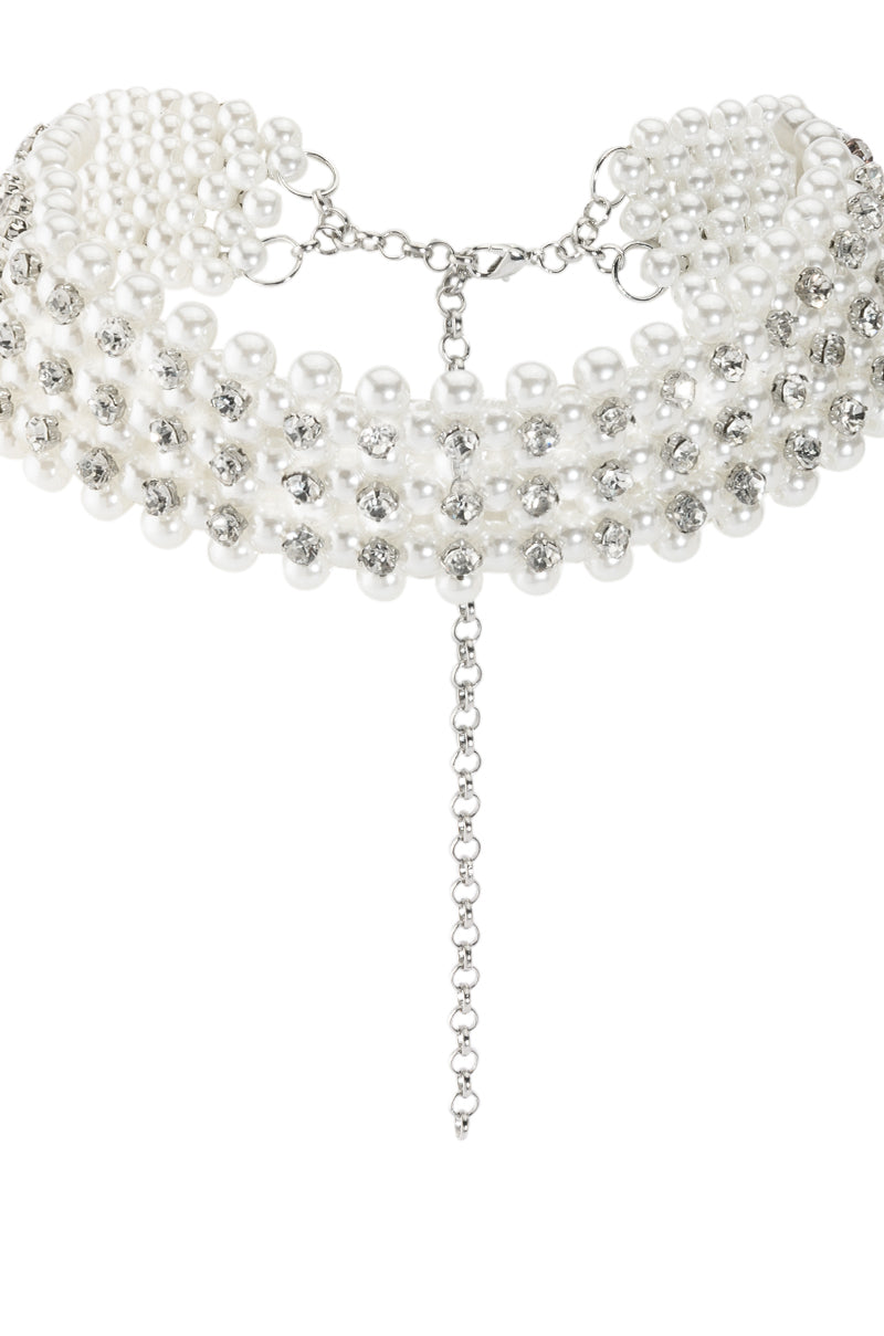 DIVINE CHOKER