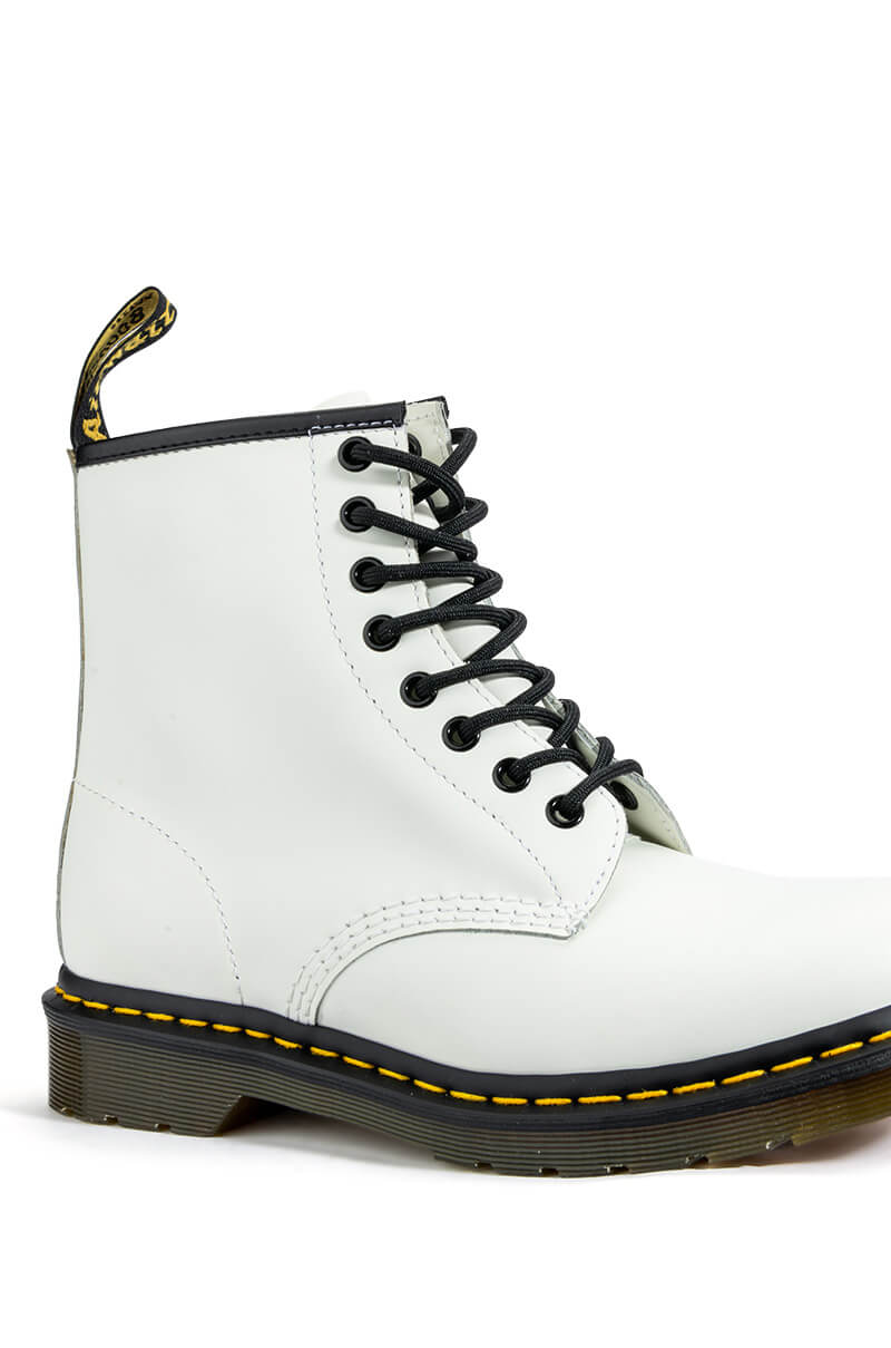 DR. MARTENS 1460 SMOOTH WHITE BOOTIES
