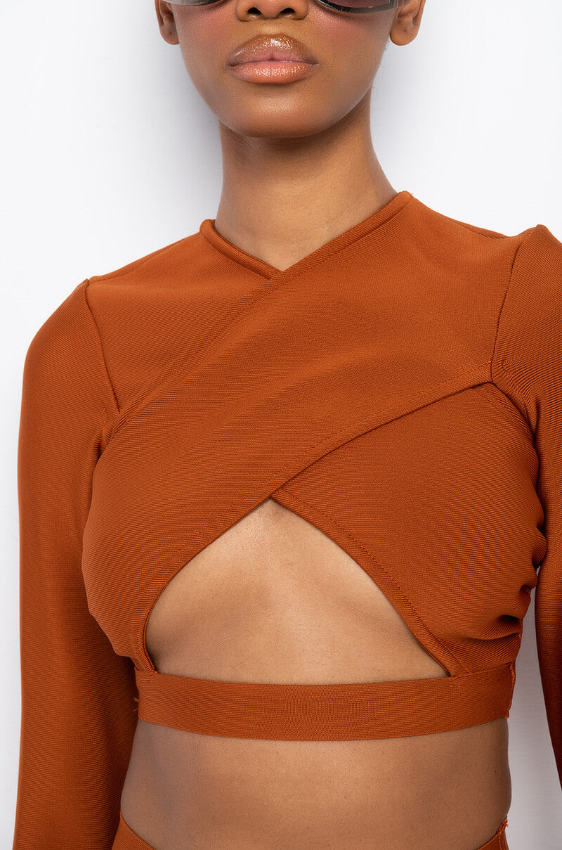 DRINKS ON YOU CUTOUT LONG SLEEVE BANDAGE TOP
